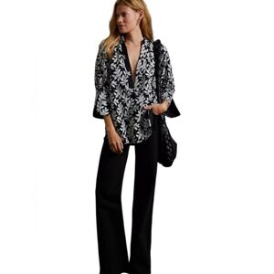 by Anthropologie Popover Top Blouse  Womens Small Leaf Applique Black & White